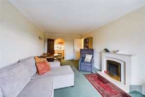 LOUNGE- click for photo gallery